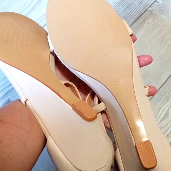 (36-3537)  🔥3/$20🔥 Mysoft Women's Wedges Sandals Sz 11 - Picture 8 of 10